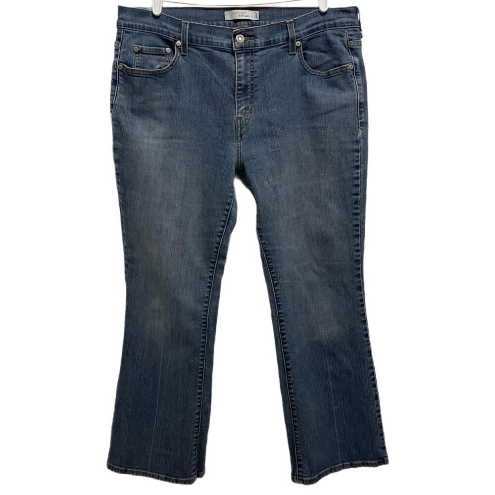 0442 Levi's 515 Plus Bootcut Faded Denim Jeans Womens